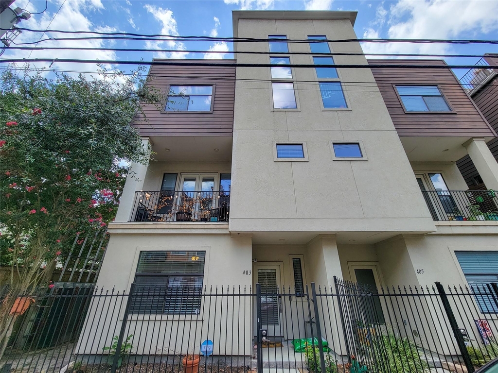 403 Jackson Hill Street - Photo 0