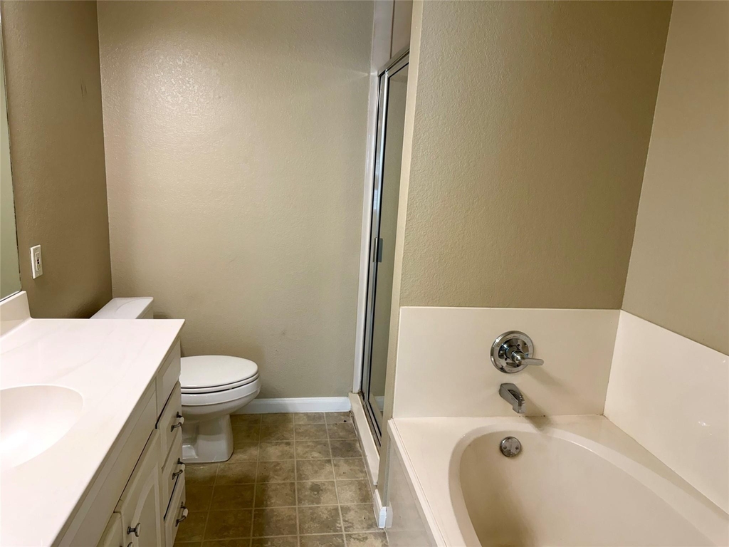 2311 24th Street N - Photo 12