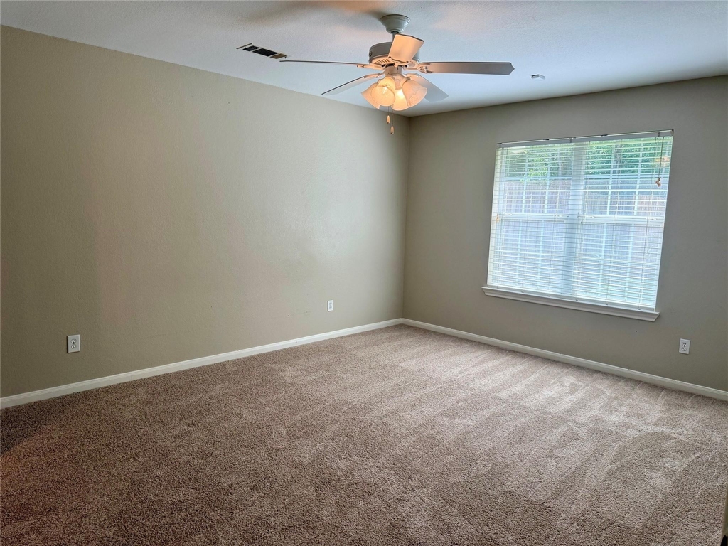 2311 24th Street N - Photo 10