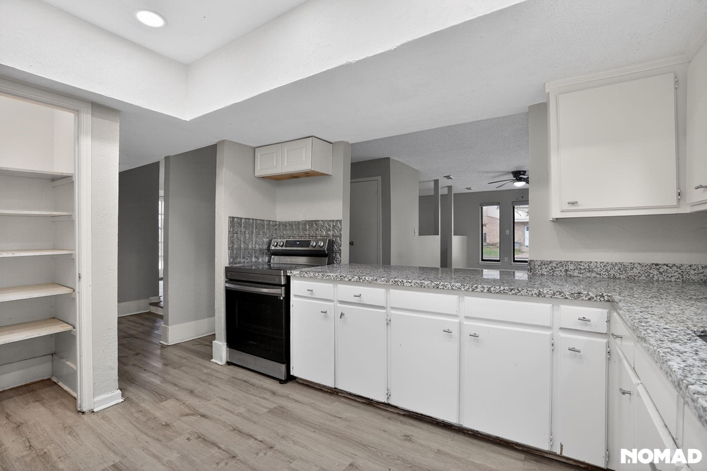 17805 Villa Way Drive - Photo 15