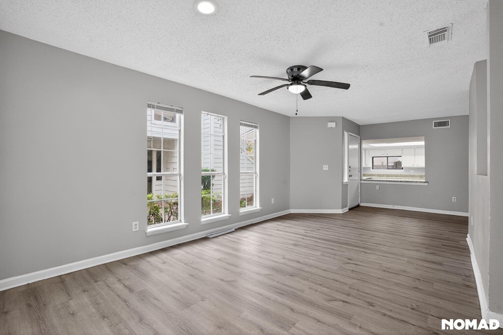 17805 Villa Way Drive - Photo 11