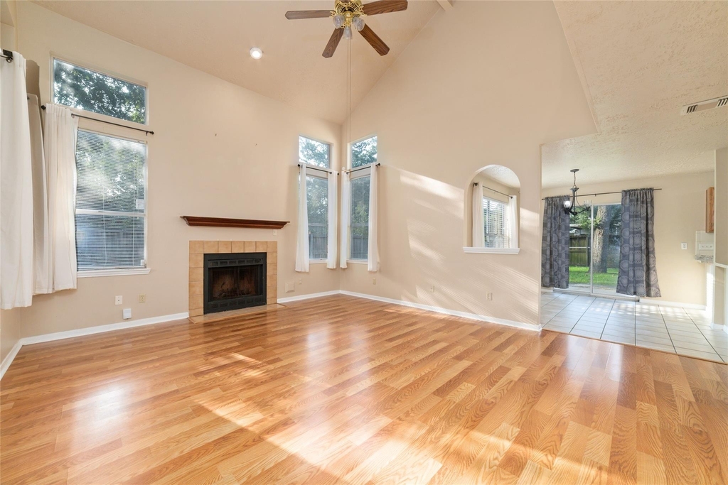 1934 Pincher Creek Drive - Photo 9
