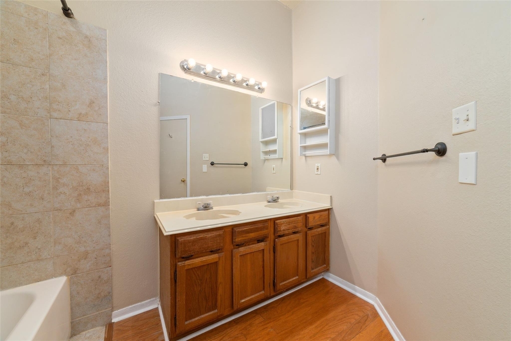 1934 Pincher Creek Drive - Photo 21