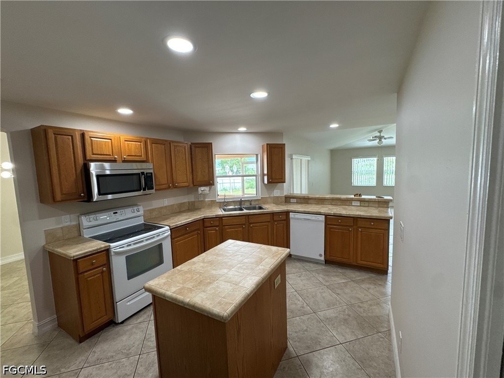 4914 7th Street W - Photo 25