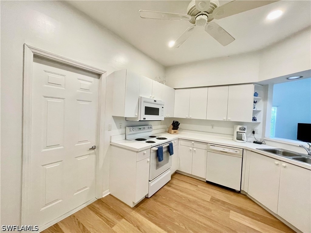 685 Windsor Square - Photo 34