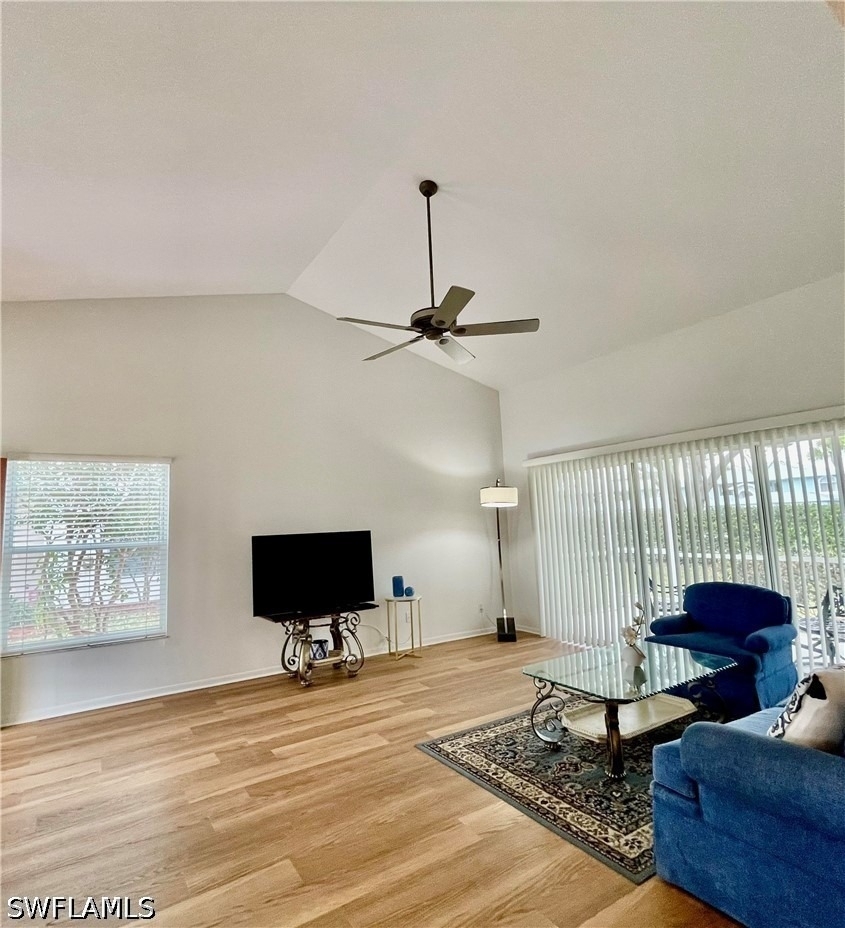 685 Windsor Square - Photo 10