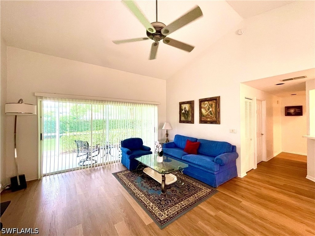 685 Windsor Square - Photo 14