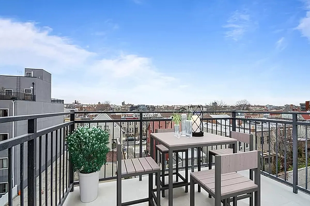 317 Winthrop Street - Photo 5