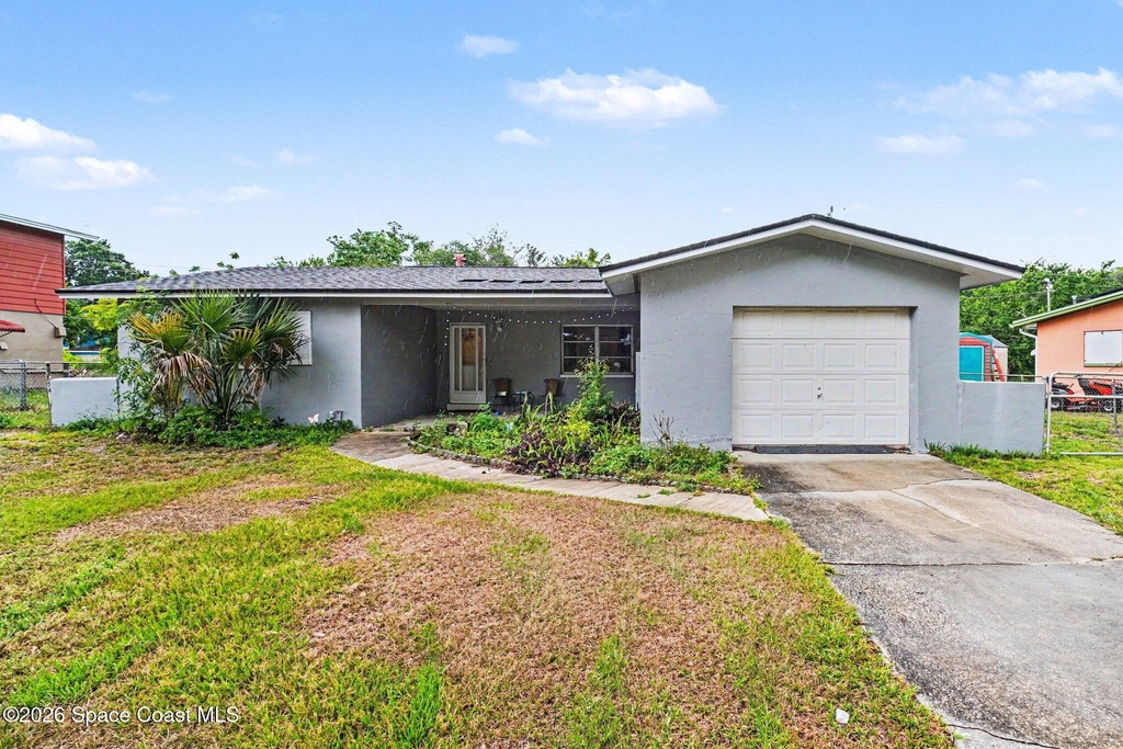 2425 Heritage Drive - Photo 0