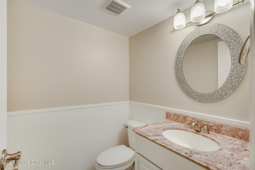 1248 Admiralty Boulevard - Photo 8