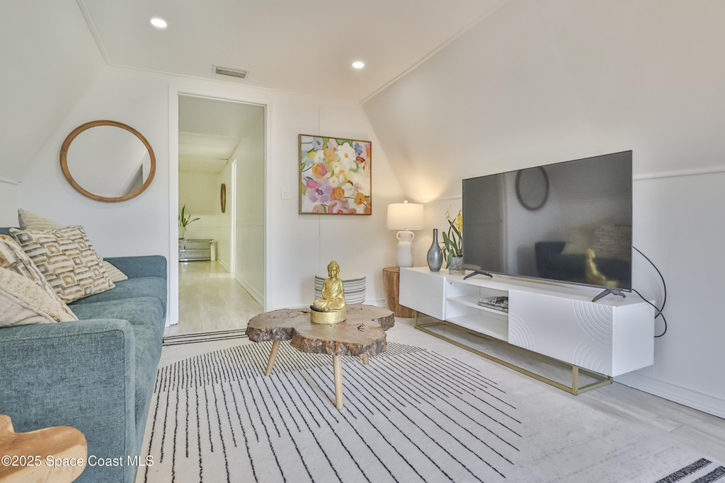 2440 Brandywine Lane - Photo 5
