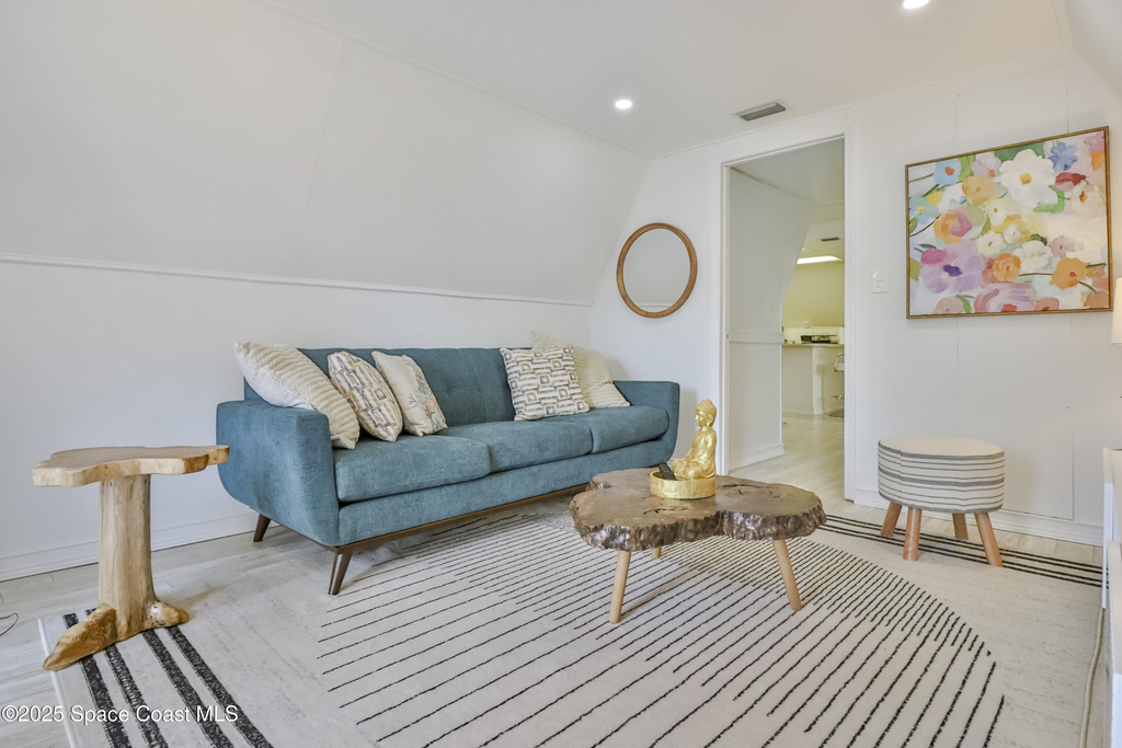 2440 Brandywine Lane - Photo 4