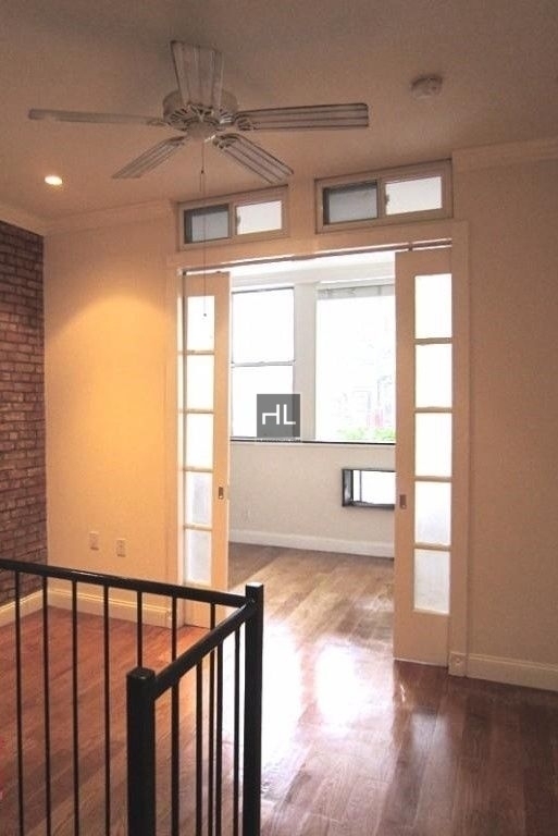 Hudson Street - Photo 3