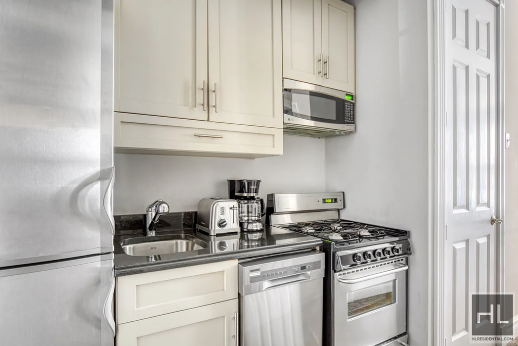 East 13th Street - Photo 1
