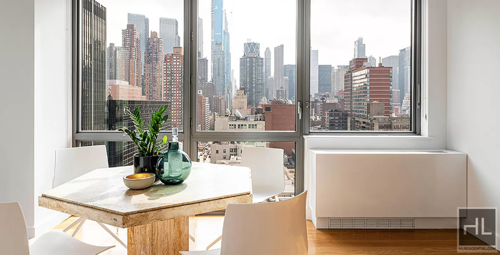 West 57th Street - Photo 3
