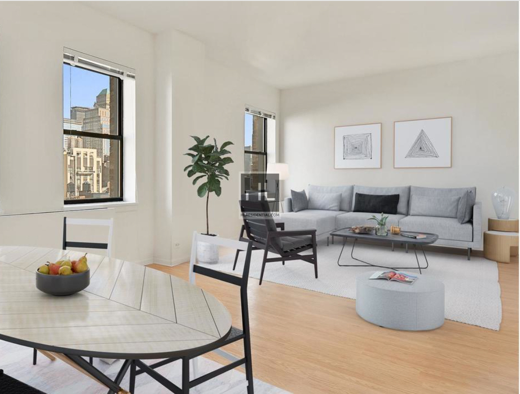 West 34th Street - Photo 0
