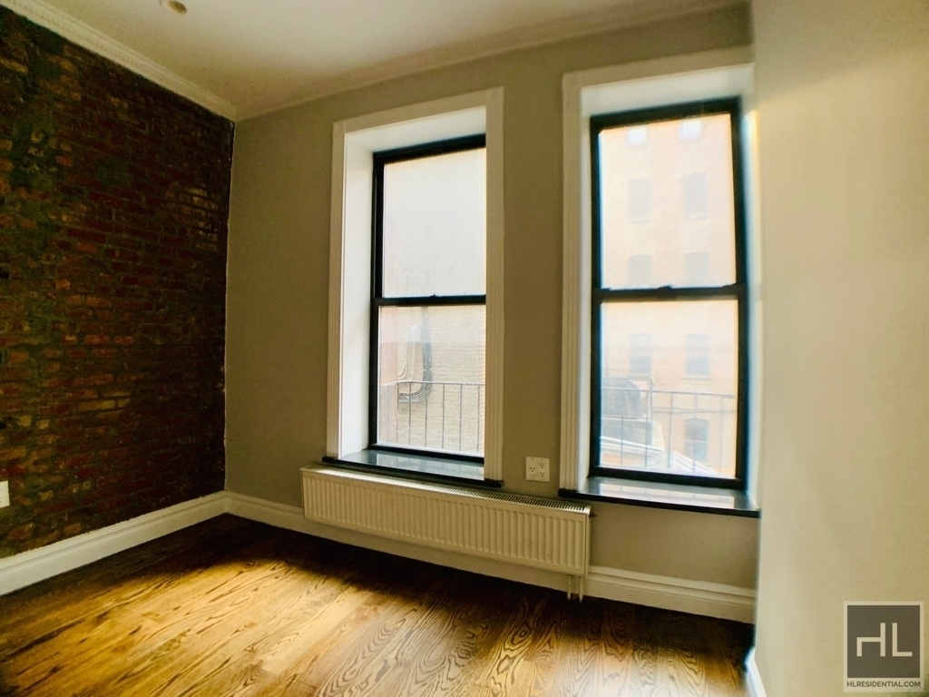 East 13th Street - Photo 2