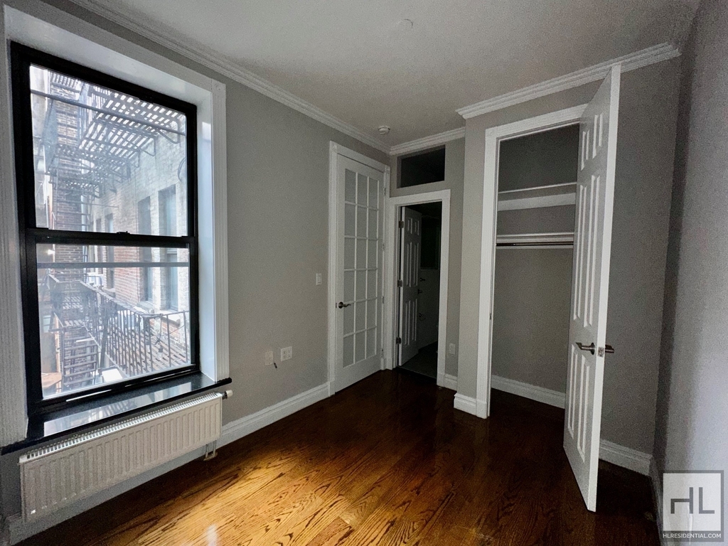 East 13th Street - Photo 4