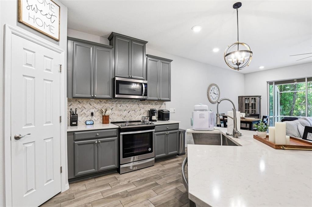 2818 Grand Kemerton Place - Photo 4