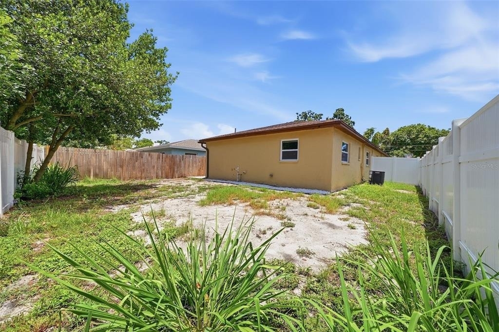 2564 42nd Avenue N - Photo 16