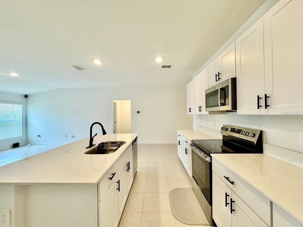 10275 Purple Leaf Court - Photo 7