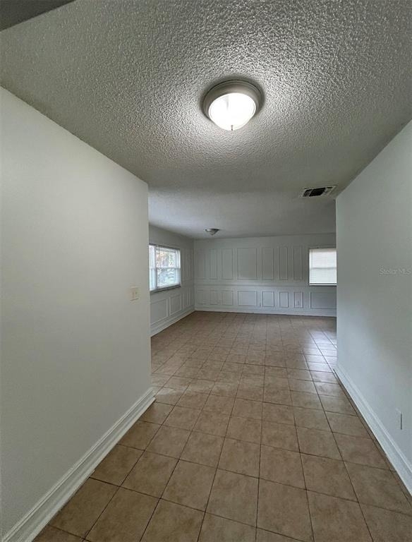 625 19th Street - Photo 1