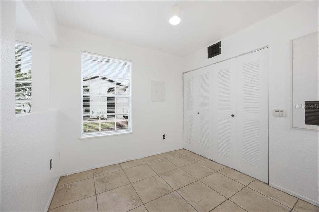 1602 Columbia Arms Circle - Photo 7
