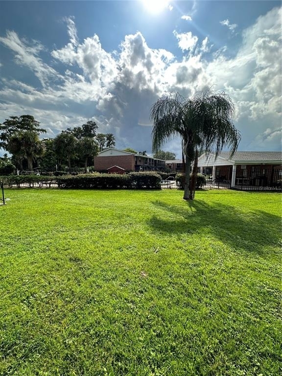 1452 Holden Avenue - Photo 18