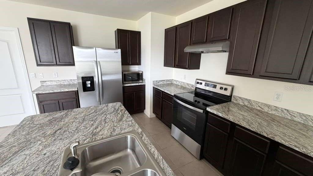 1511 Catbriar Way - Photo 7