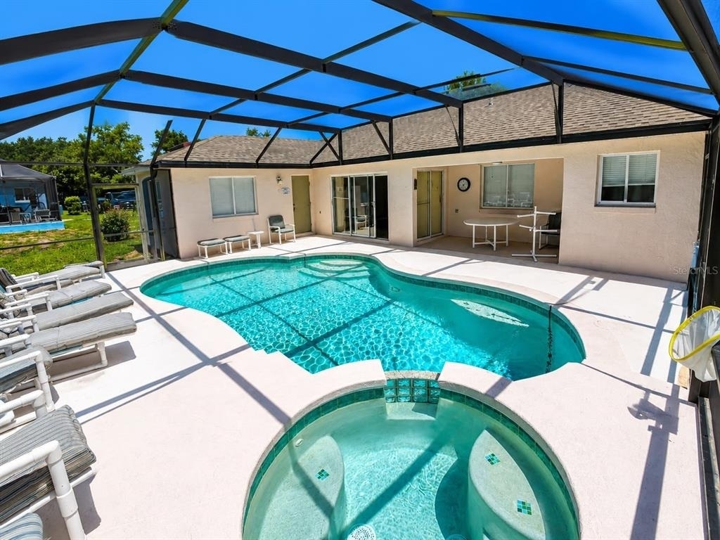 320 Paradise Woods Place - Photo 13