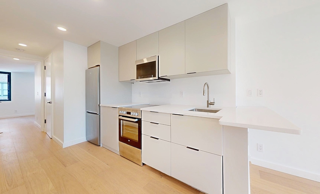 224 Lafayette Street - Photo 3