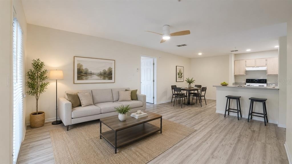 7428 Vista Way - Photo 2