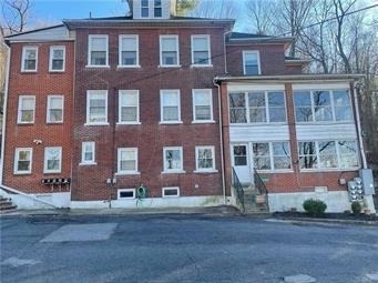 901 Hayes Street - Photo 0