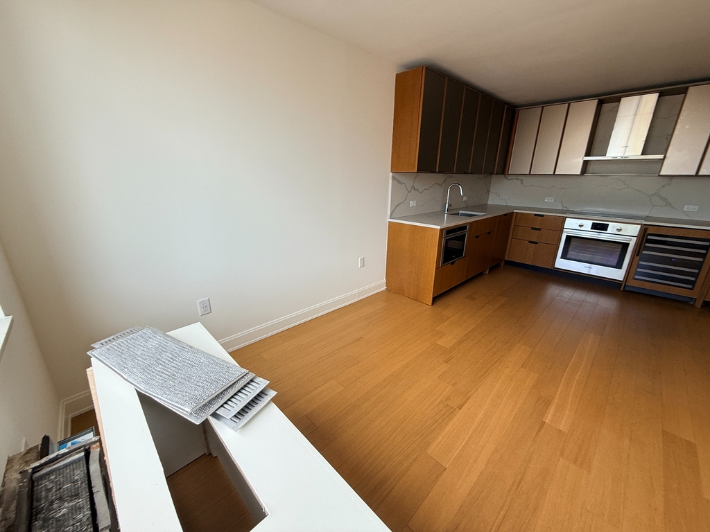 54th St & 1st Ave - Photo 1