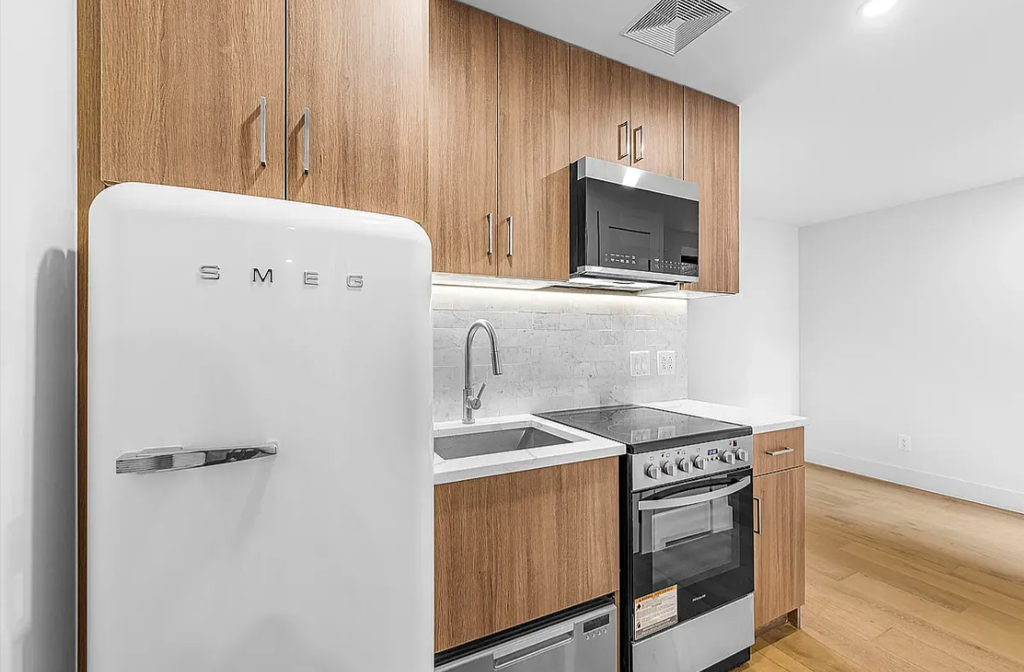 236 West 15th Street - Photo 1