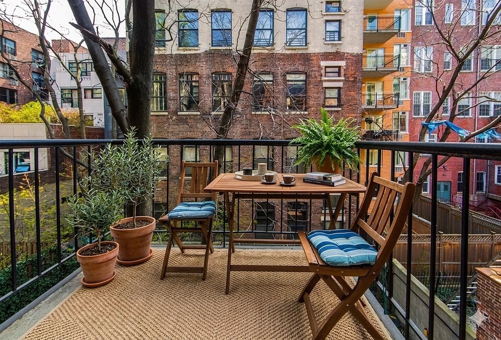 322 West 14th Street - Photo 0