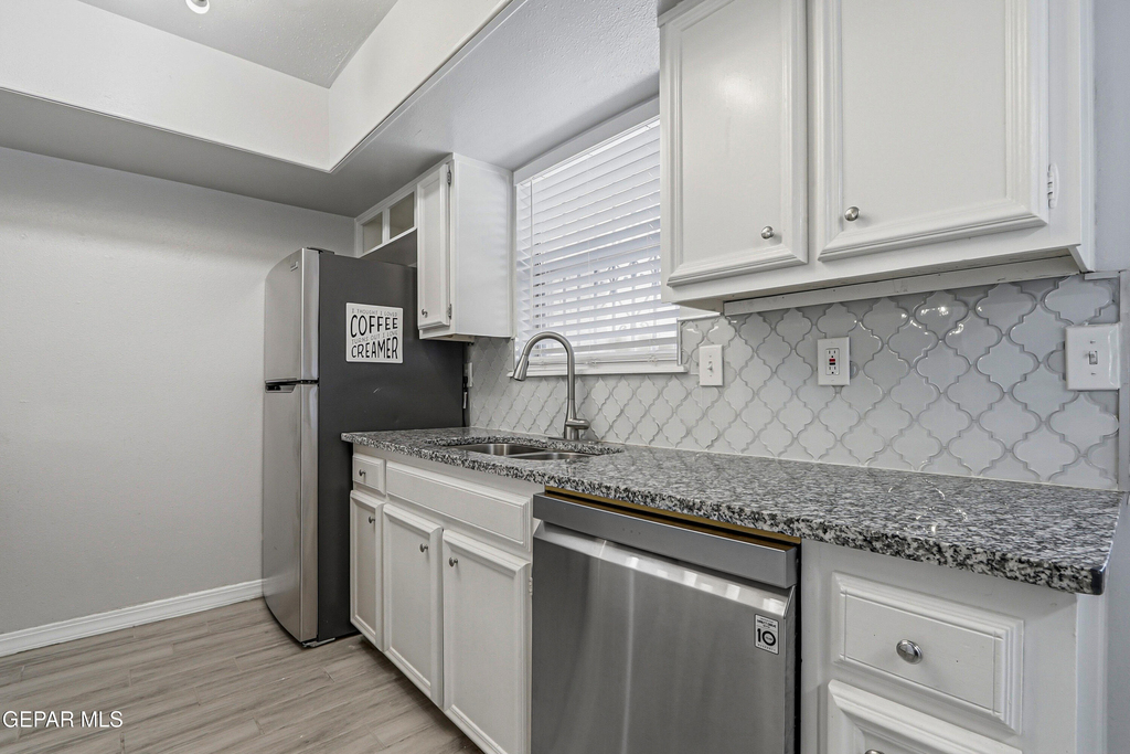 6700 Escondido Drive - Photo 6