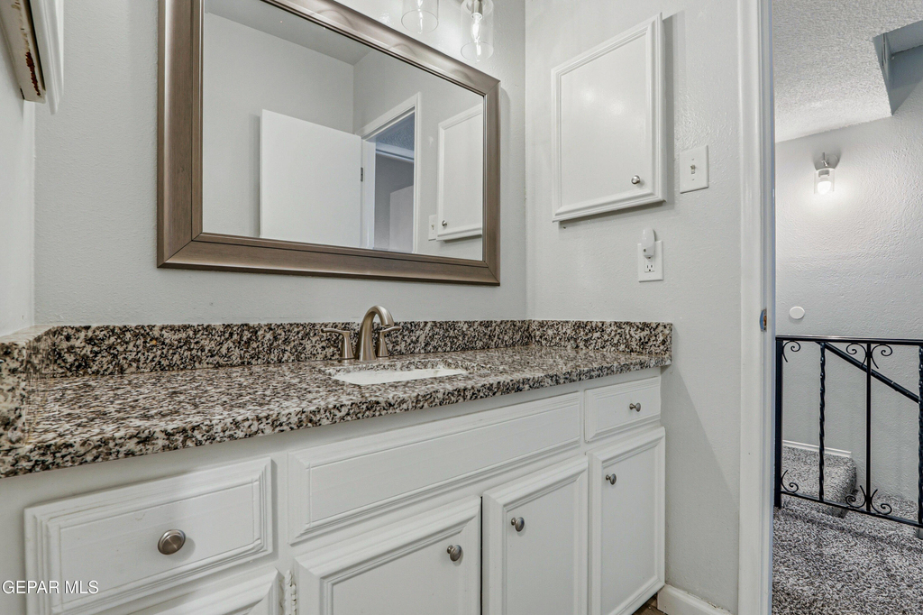 6700 Escondido Drive - Photo 21