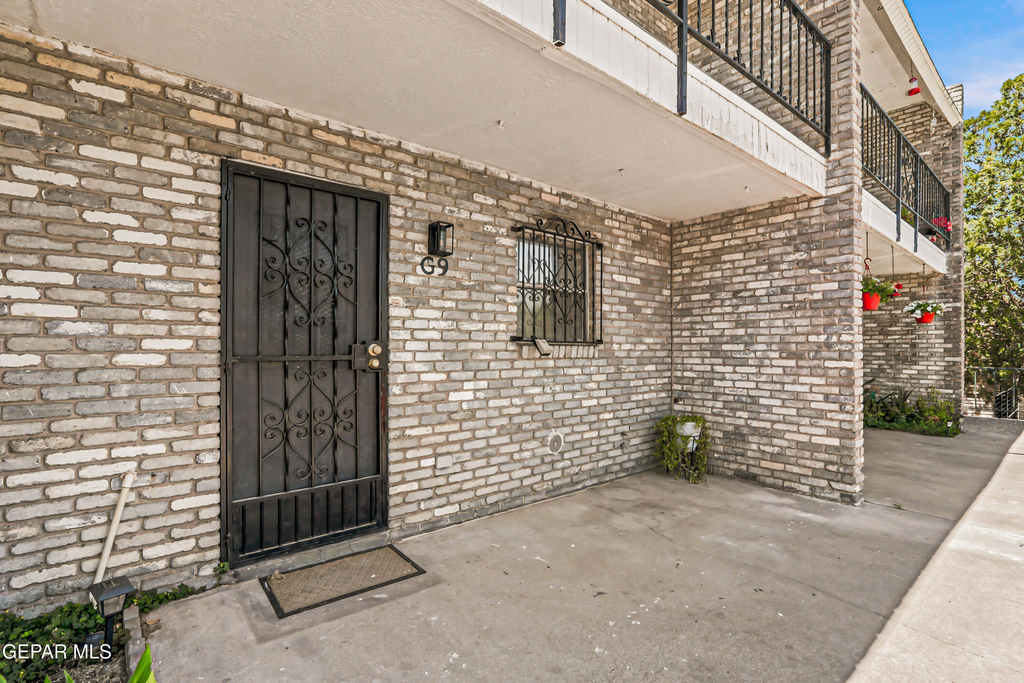 6700 Escondido Drive - Photo 32