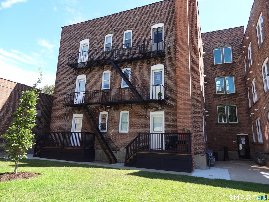 2806 Fairfield Avenue - Photo 19