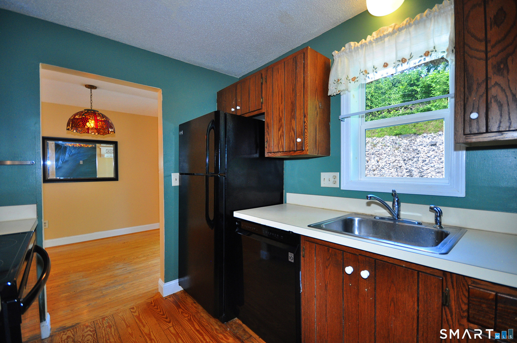 349 Allen Road - Photo 15