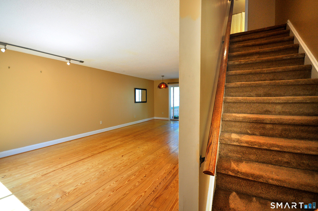 349 Allen Road - Photo 18