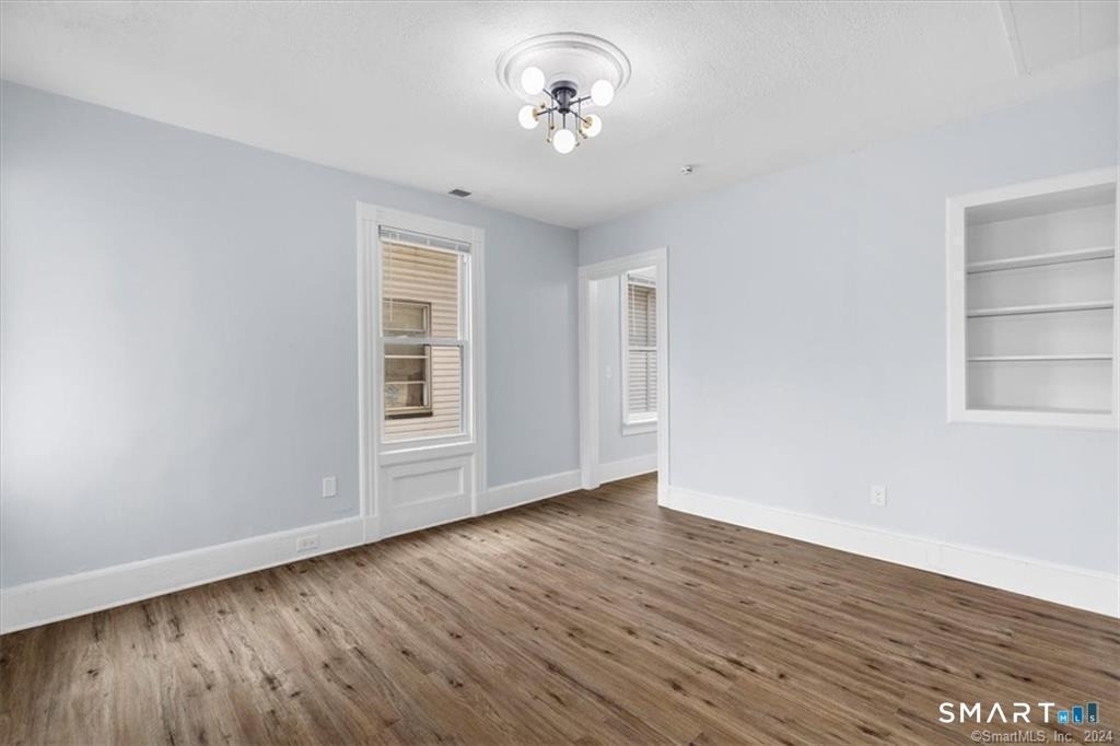 55 Admiral Street - Photo 5