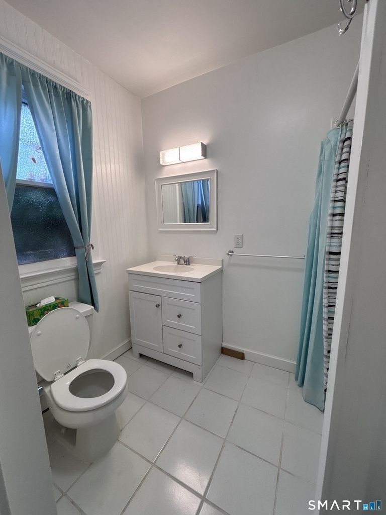 86 Hinman Street - Photo 4
