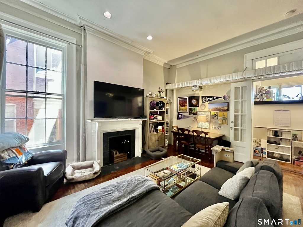546 Chapel Street - Photo 3