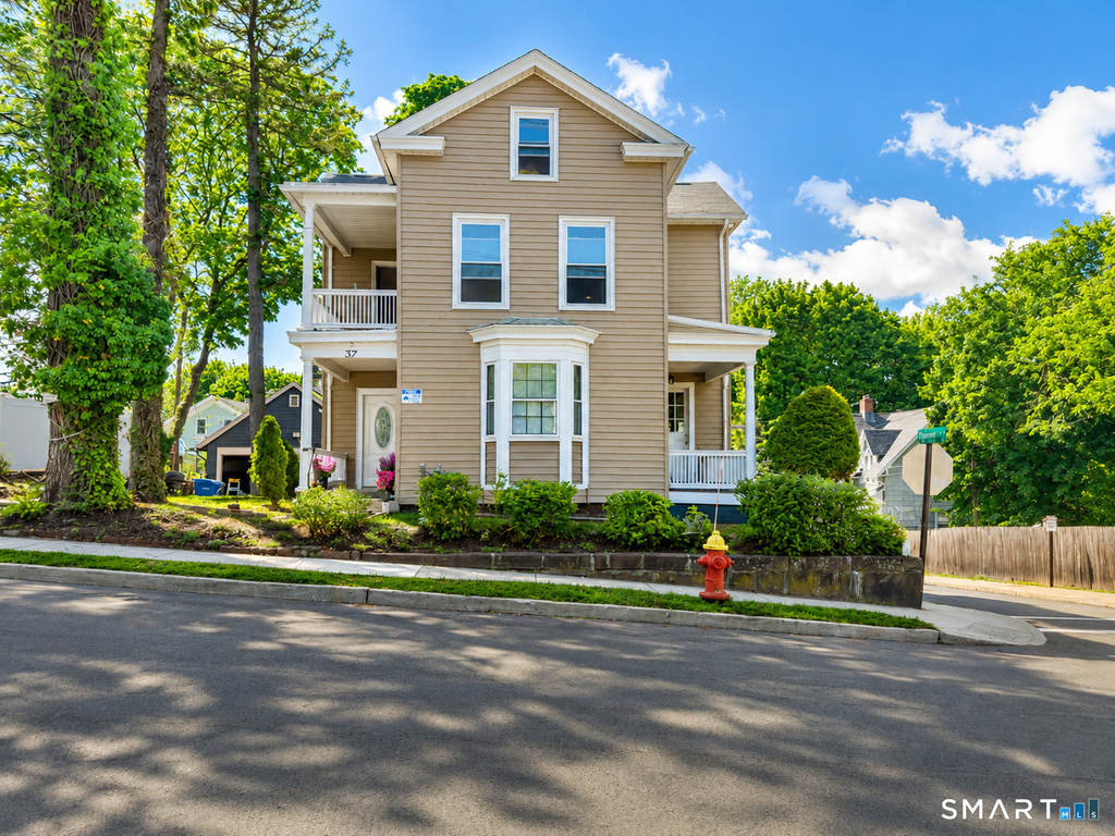 37 Elm Street - Photo 0