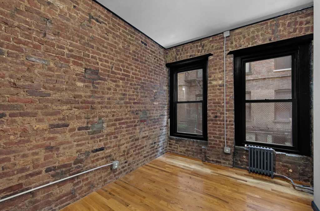 346 East 13th Street - Photo 3