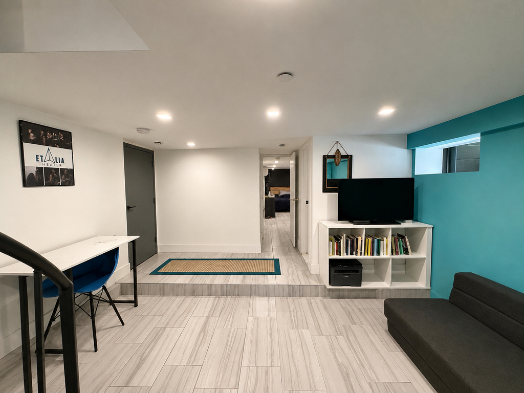 323 Woodbine Street - Photo 1