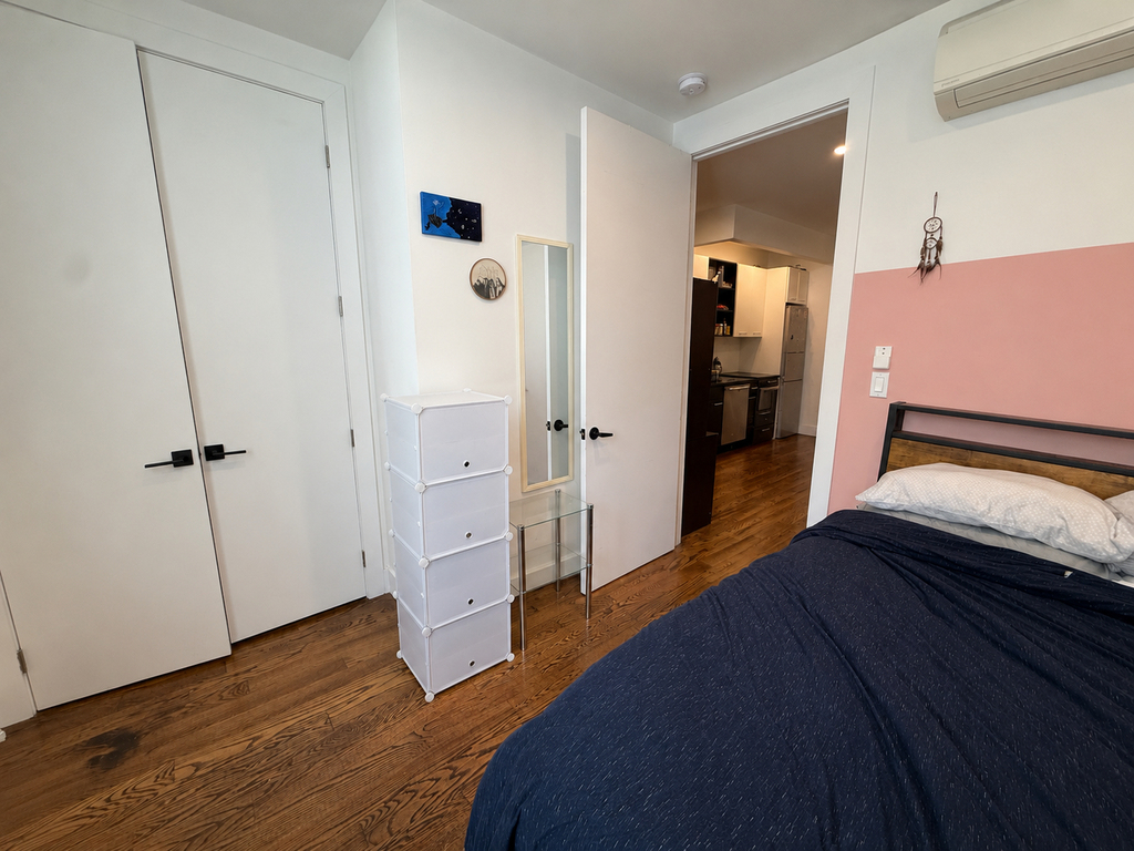 323 Woodbine Street - Photo 9