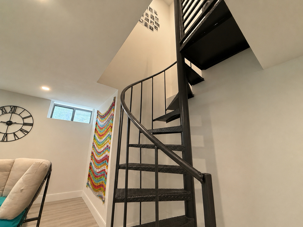 323 Woodbine Street - Photo 4